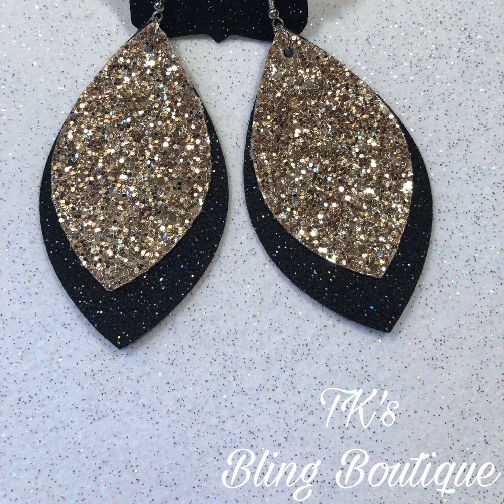 Glamours earrings